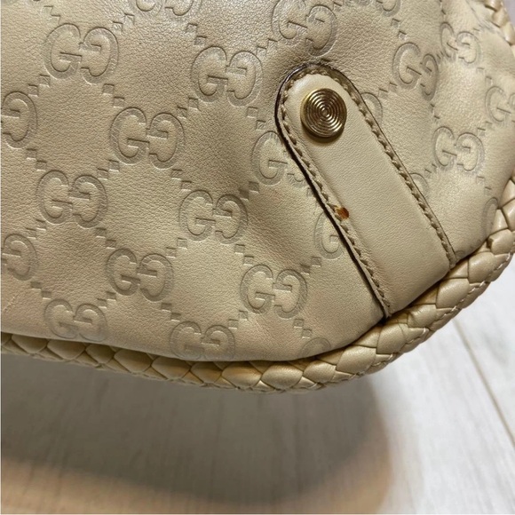 Gucci Gold-Tone Beige Shoulder Bag - Picture 9 of 16